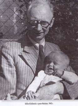 Stefan Kisielewski z synem Wackiem, 1943 r.
