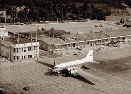 Lotnisko krajowe Okęcie (obecnie nie istnieje) fot. PLL LOT