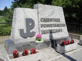 Cmentarz Powstańców Warszawy - obelisk przy ul. Wolskiej
