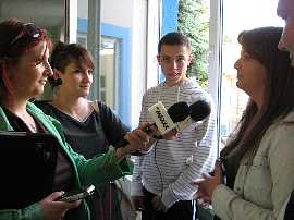 Podopieczni bielańskiego hufca podczas udzielania wywiadu dla Radia Zielona Góra