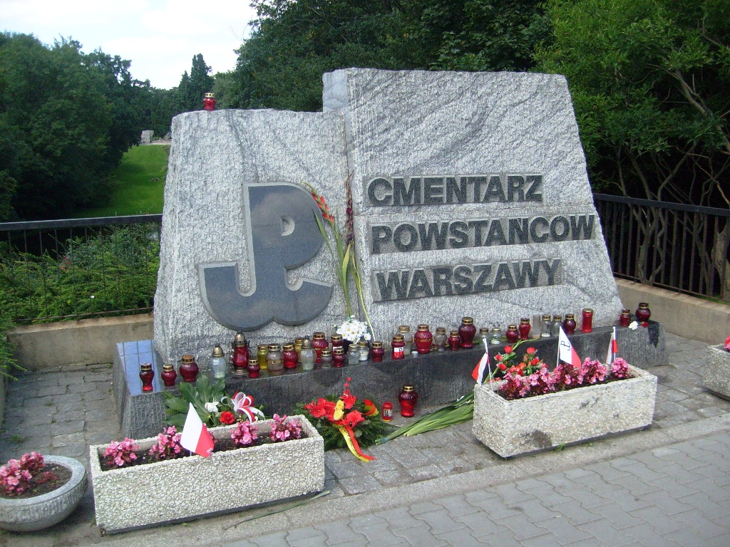 Obelisk Cmentarza Powstańcó Warszawy przy ul. Wolskiej. Fot. Michał Pawlik