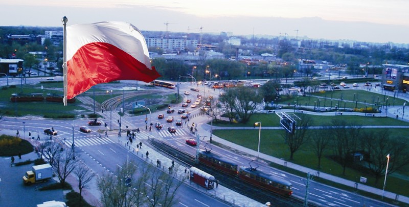 Polska flaga nad Rondem Babki