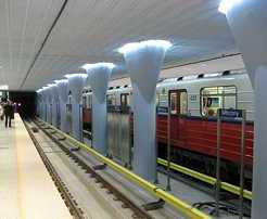Metro Młociny