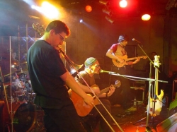 Lech Janerka z zespołem - foto via www.lechjanerka.pl