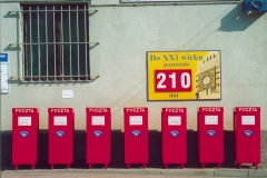 Urząd pocztowy na skrzyżowaniu ulic Żelaznej i Aleji Jerozolimskich (fot. Hanna Kielich-Matusiak)