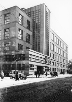 Budynek Poczty i Telegrafu przy ul. Nowogrodzkiej (1912)