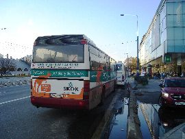 Parkowanie prywatnych przewoźników autobusowych w centrum Warszawy