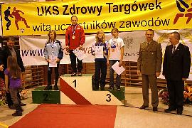 Po dekoracji zawodniczek w kat. 44 kg; na III m. Małgosia Tyll z Targówka