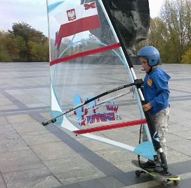 Suchy trening warszawawskich windsurferów