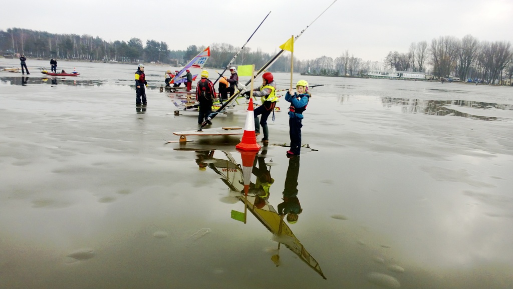 Mistrzostwa Warszawy Juniorów Młodszych w Windsurfingu Lodowym 2014