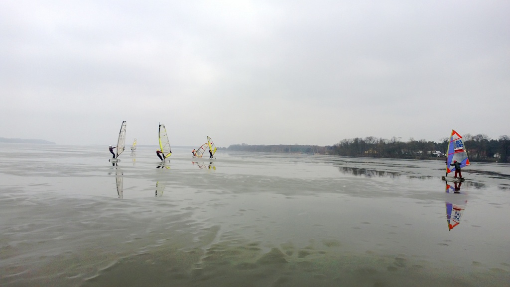 Mistrzostwa Warszawy Juniorów Młodszych w Windsurfingu Lodowym 2014